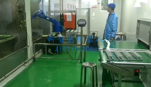 噴涂機(jī)器人介紹(圖6) 噴涂機(jī)器人介紹(圖6)